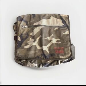 D&G Men's Camouflage Messenger Bag with Red Accents